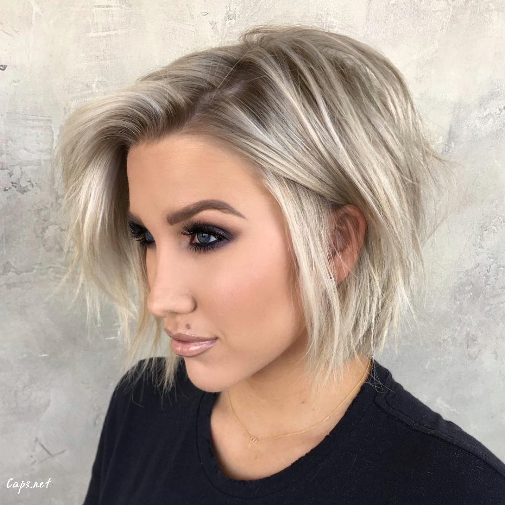 cute chin length textured platinum bob heart shaped faces