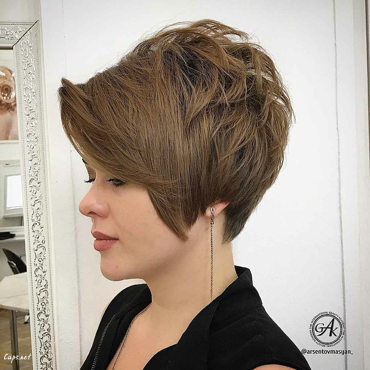 messy pixie bob cut