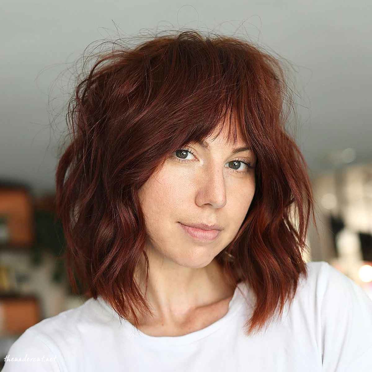 mid length shag bob with layers and choppy ends