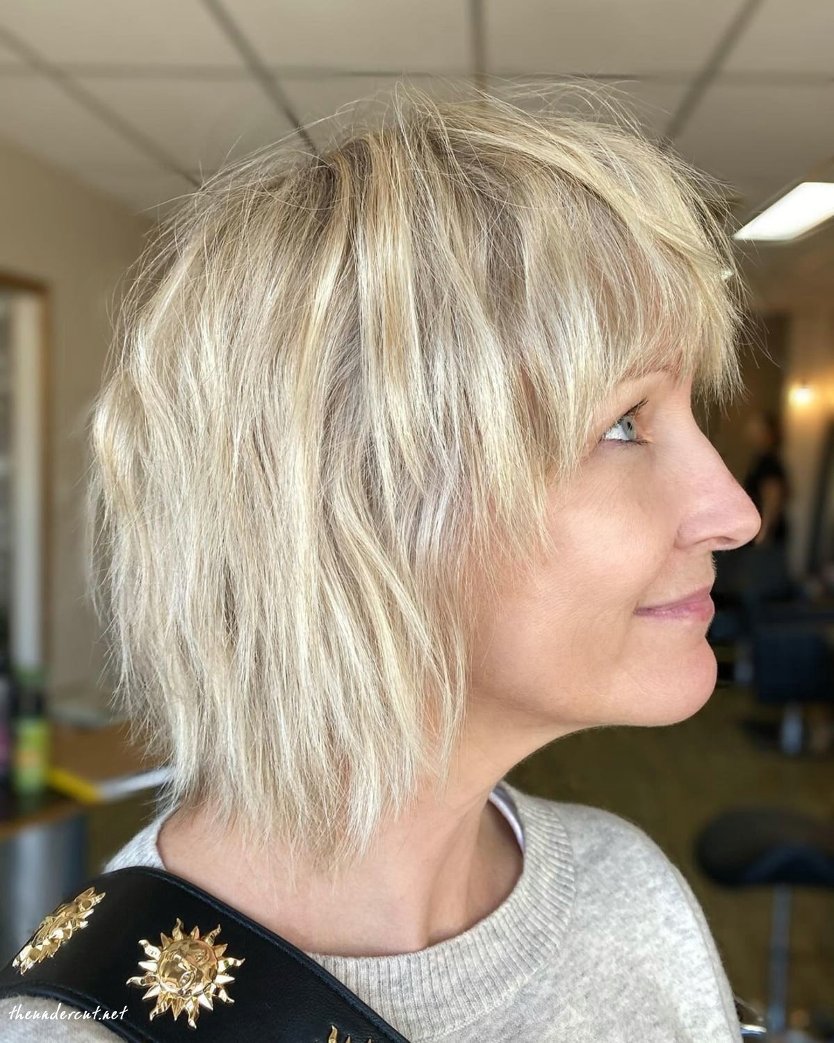 short shaggy bob hairstyle with bangs