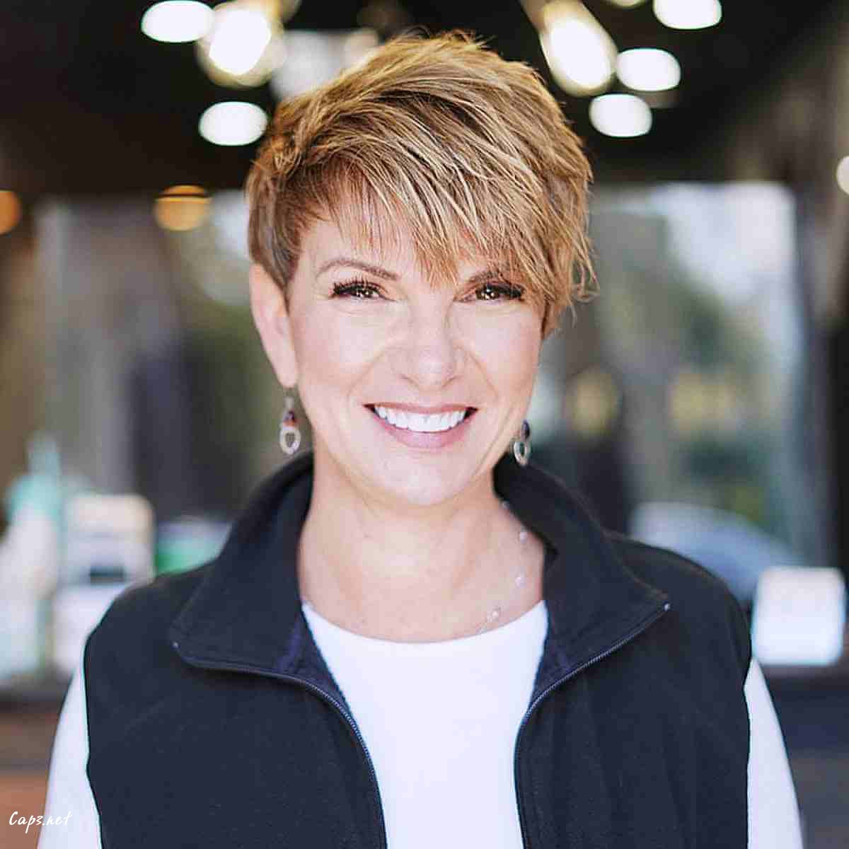 the low maintenance pixie hairstyle