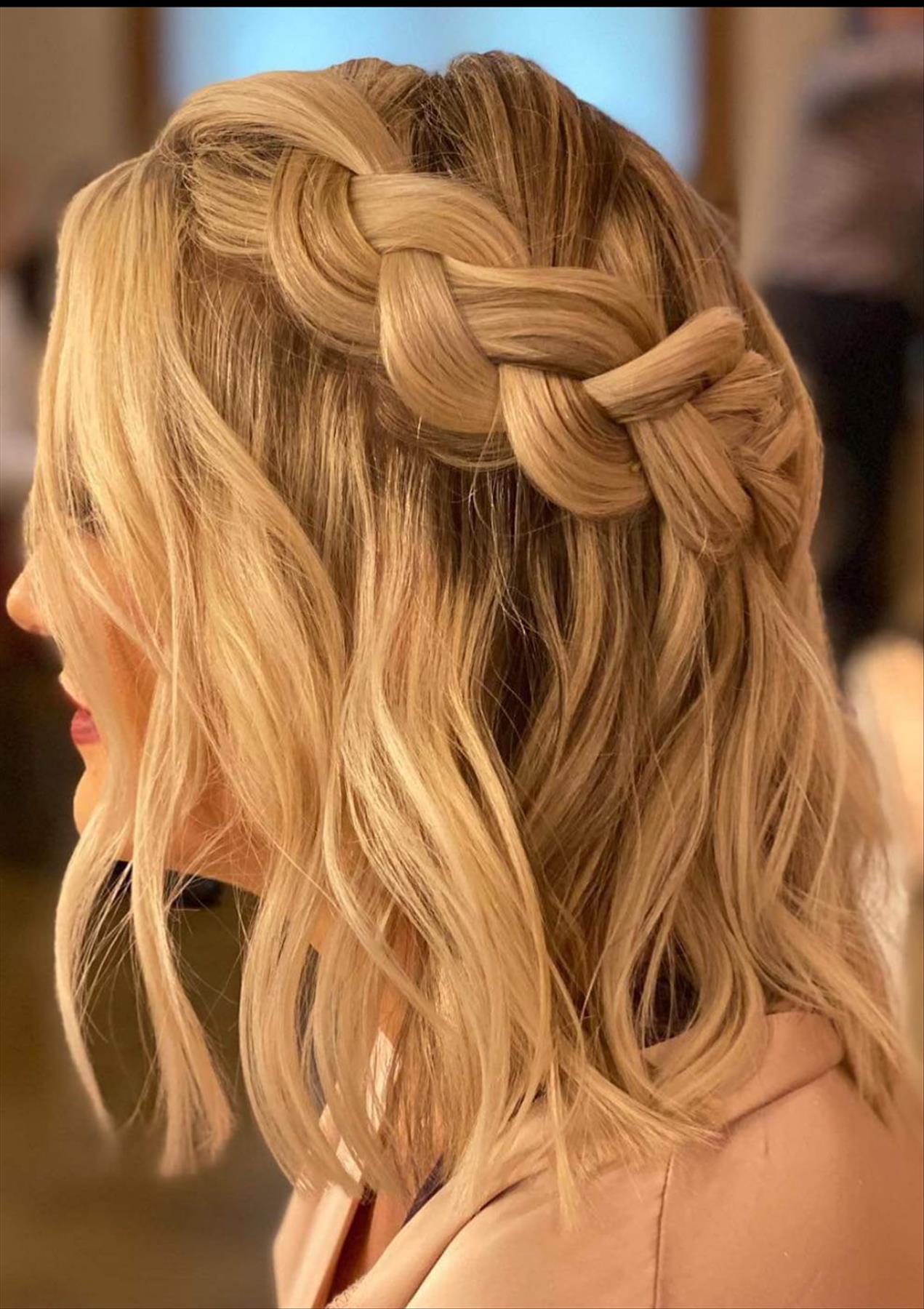 Top Ways How To Style Short Hair For Any Occasion 10