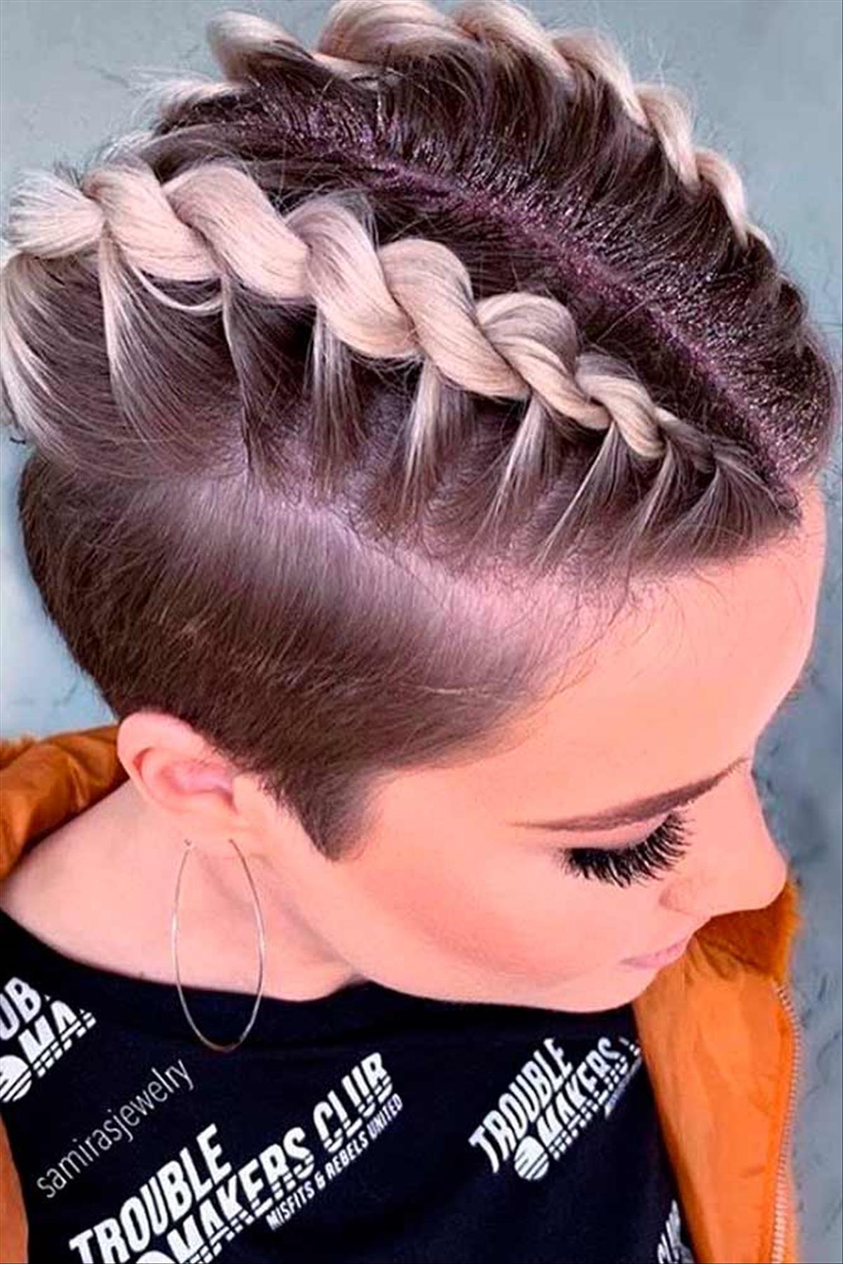 Top Ways How To Style Short Hair For Any Occasion 36