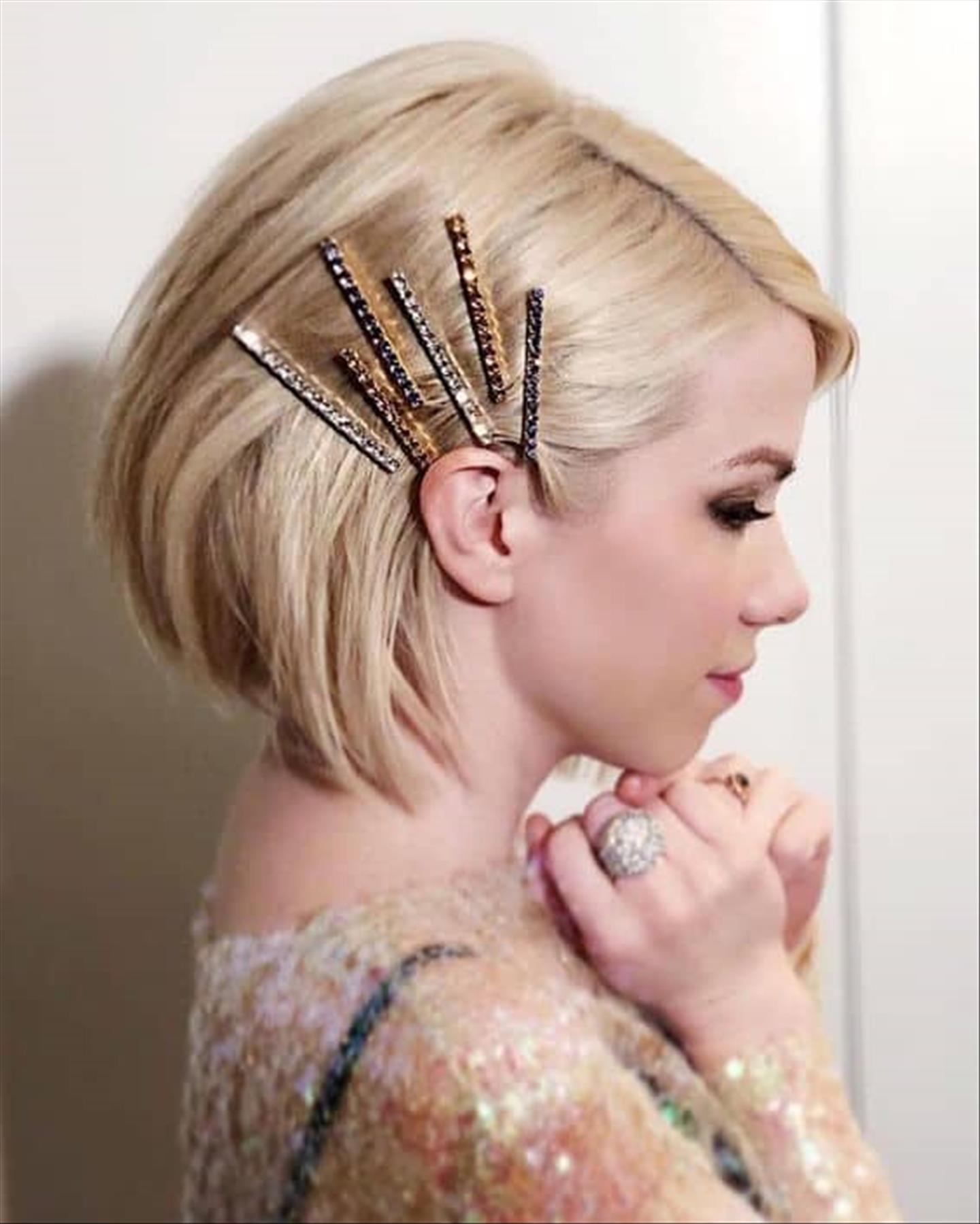 Top Ways How To Style Short Hair For Any Occasion 41