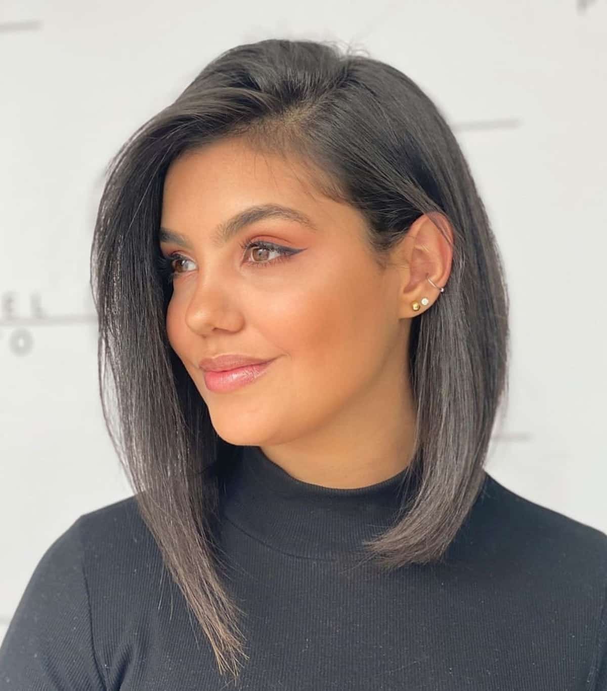 asymmetrical lob cut