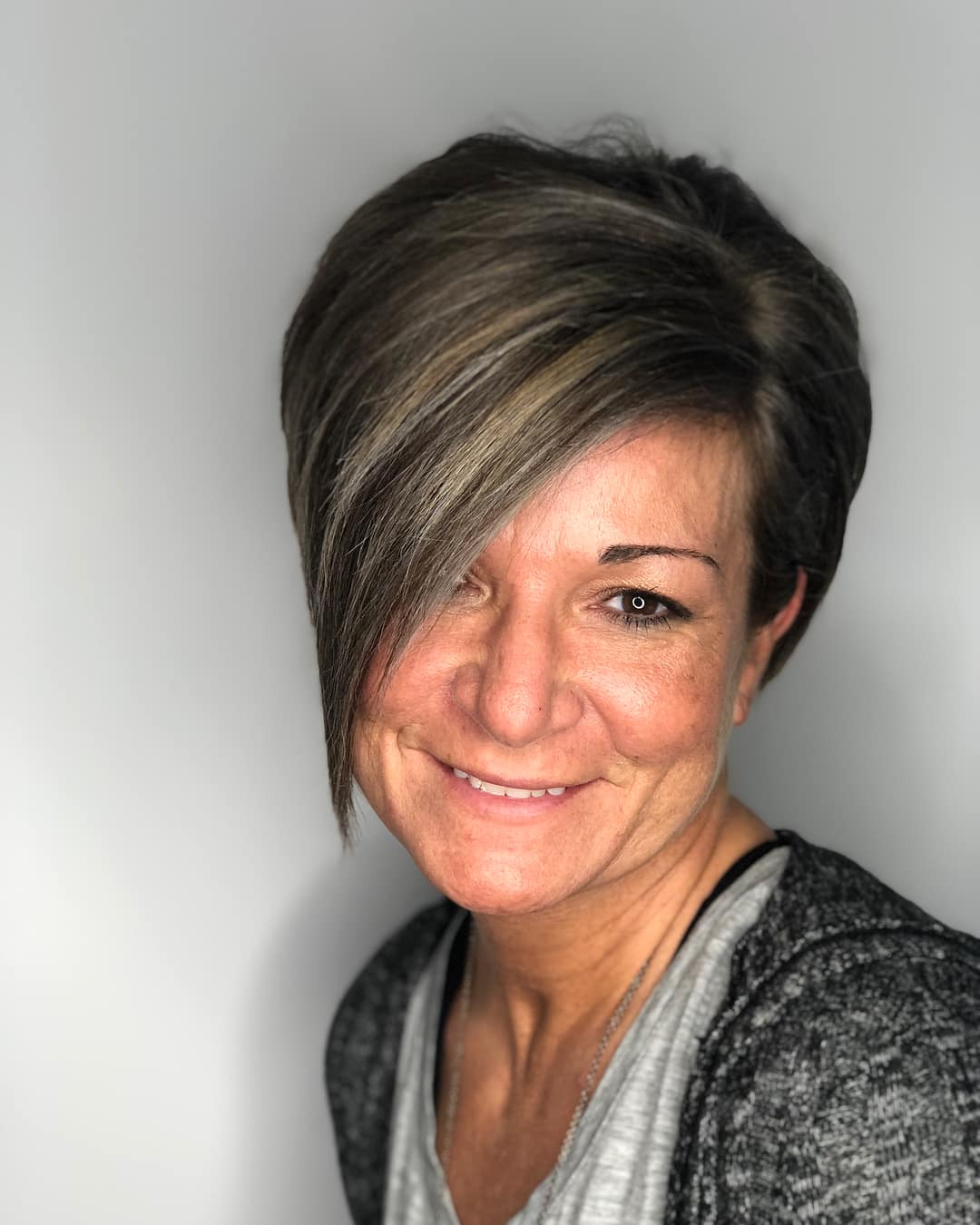 chic asymmetrical bob 1