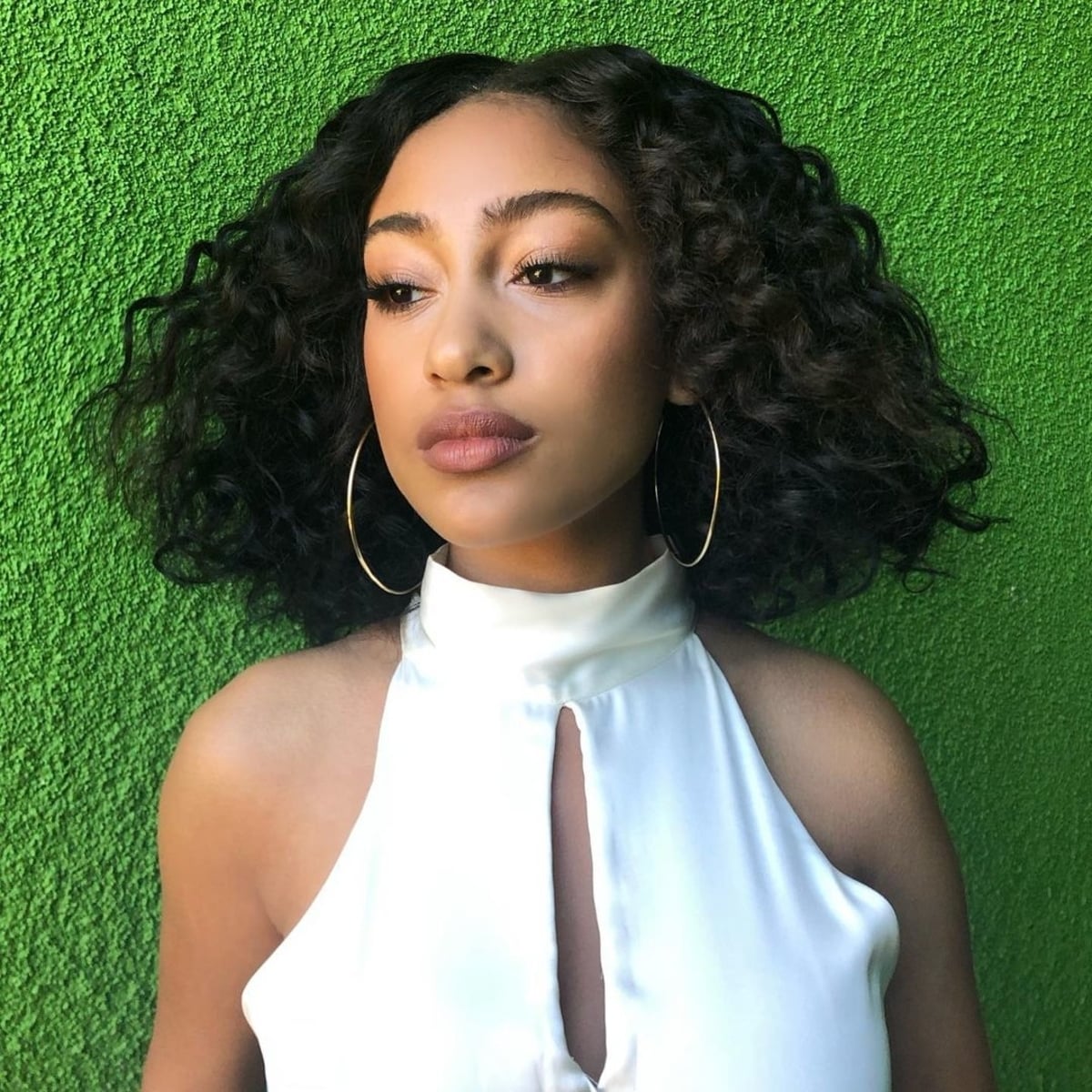 naturally curly hair on a lob