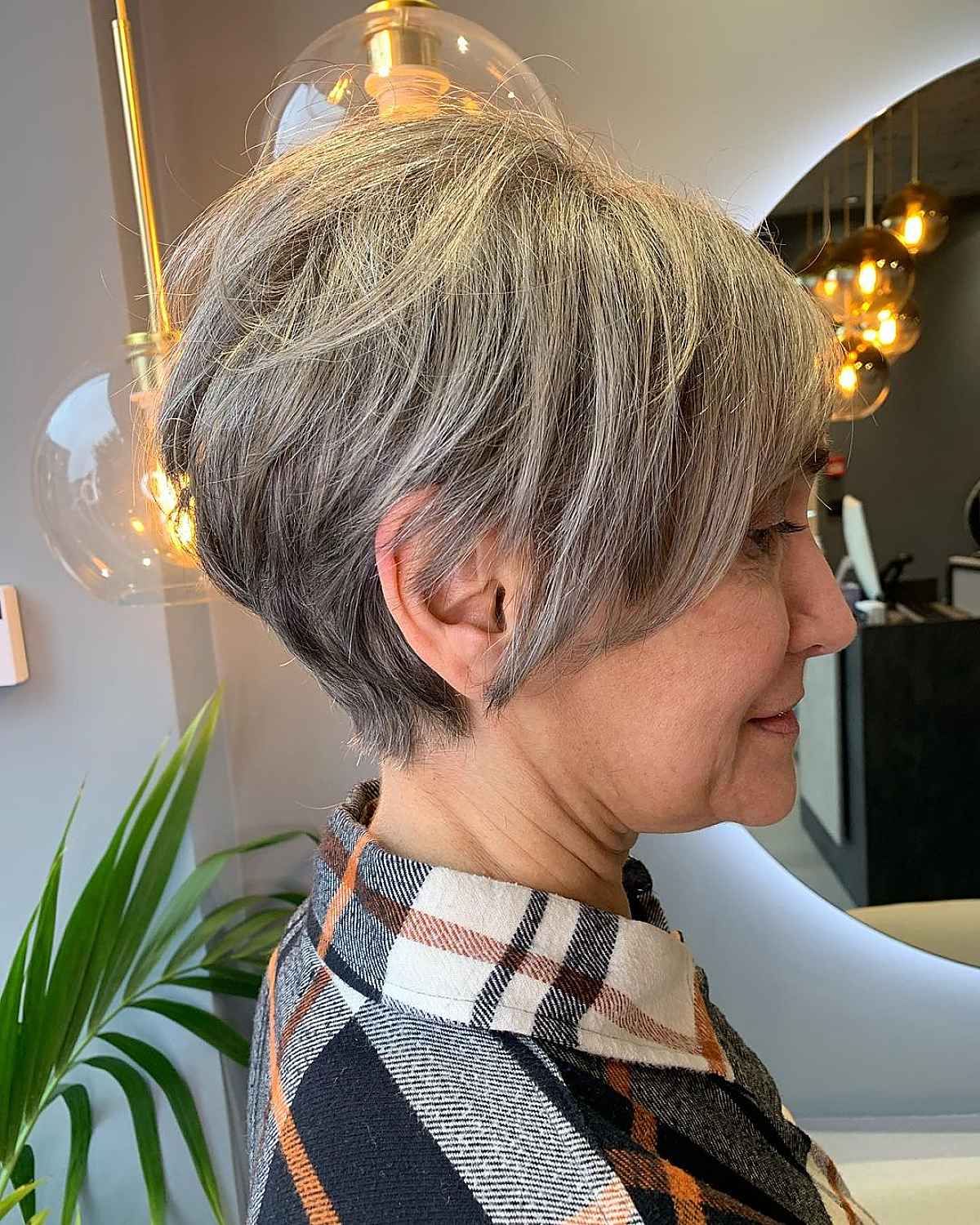 the pixie bob for women over 60 with fine hair