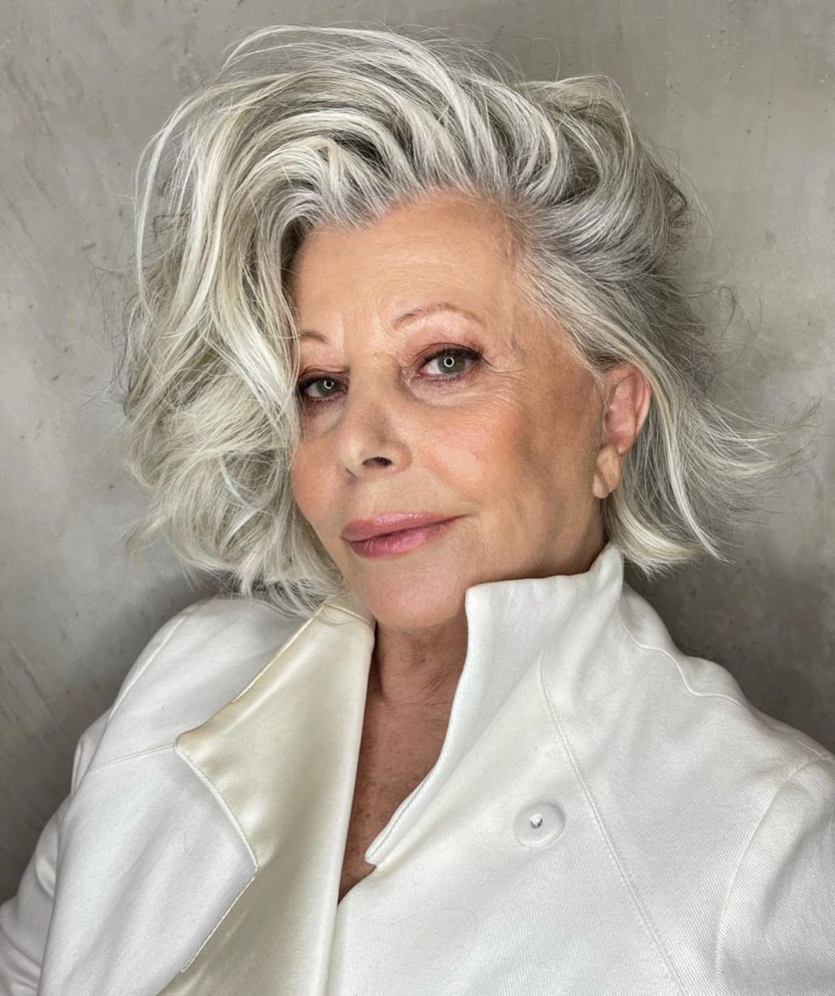 wavy bob with loose waves for older women