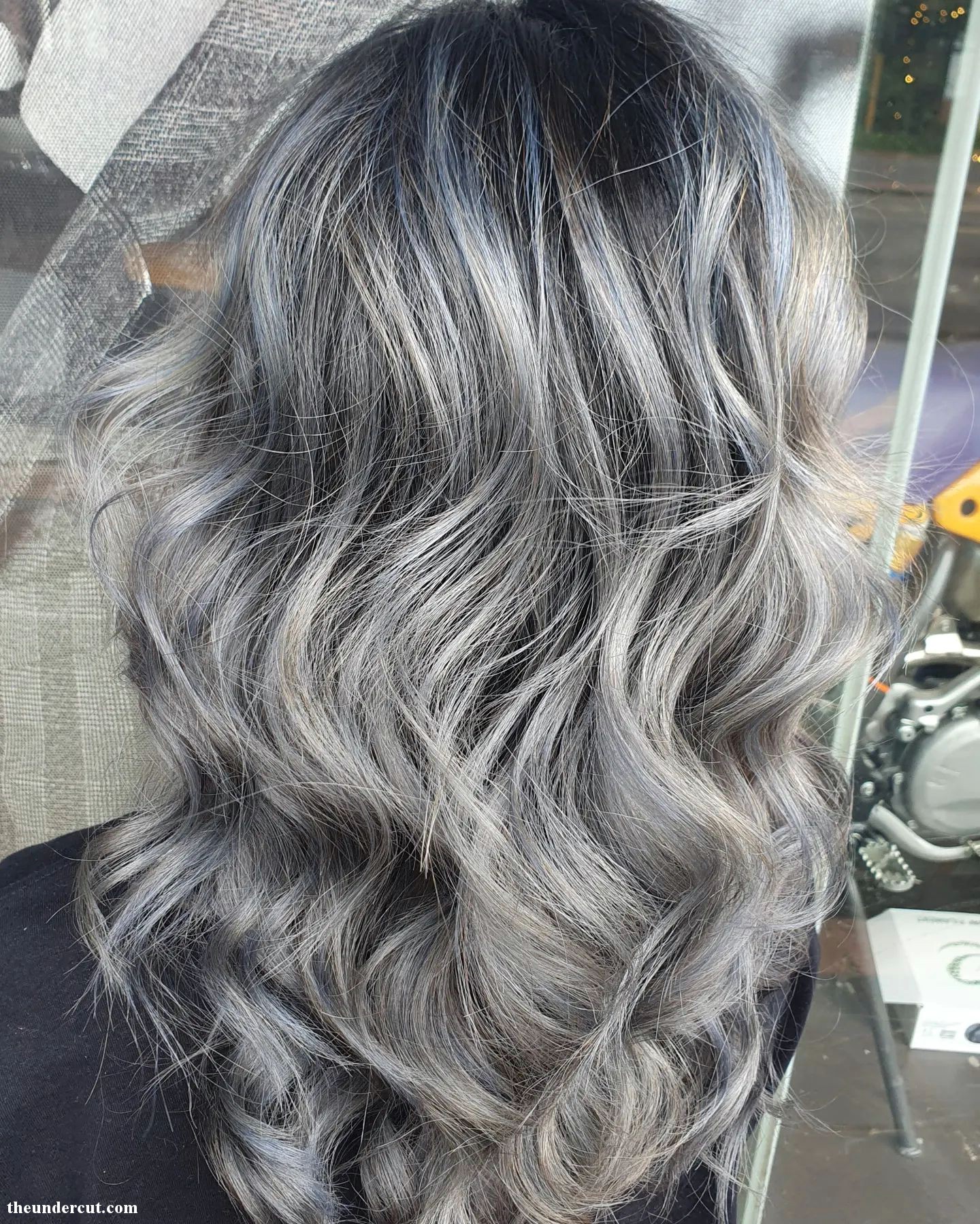Dark Roots Gray Hair Blend