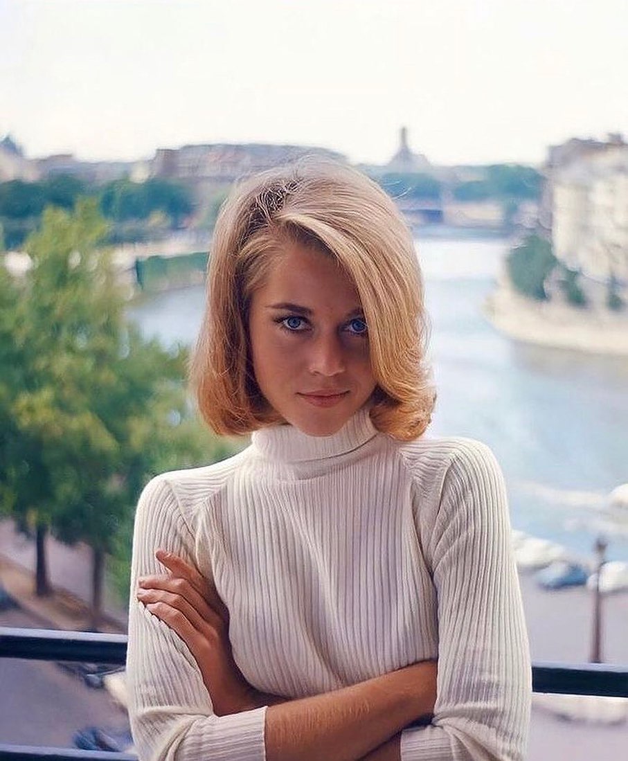 Jane Fonda Wavy Ends