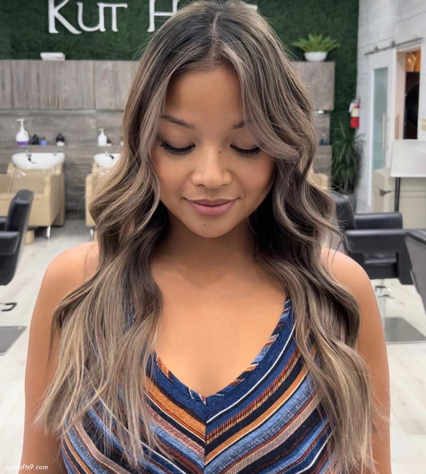Mushroom Hair Color With Highlights