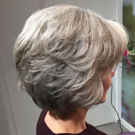 Short Layered Hairstyle for Thick Hair