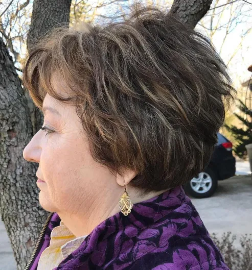 Short Voluminous Layered Style