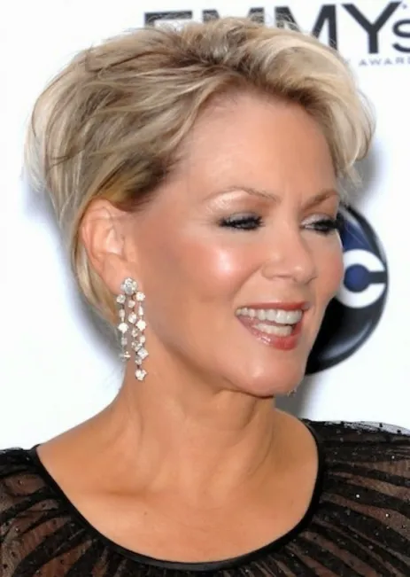 Short Wispy Style for Fine Locks