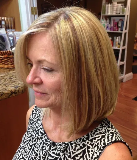 Shoulder Length Straight Bob