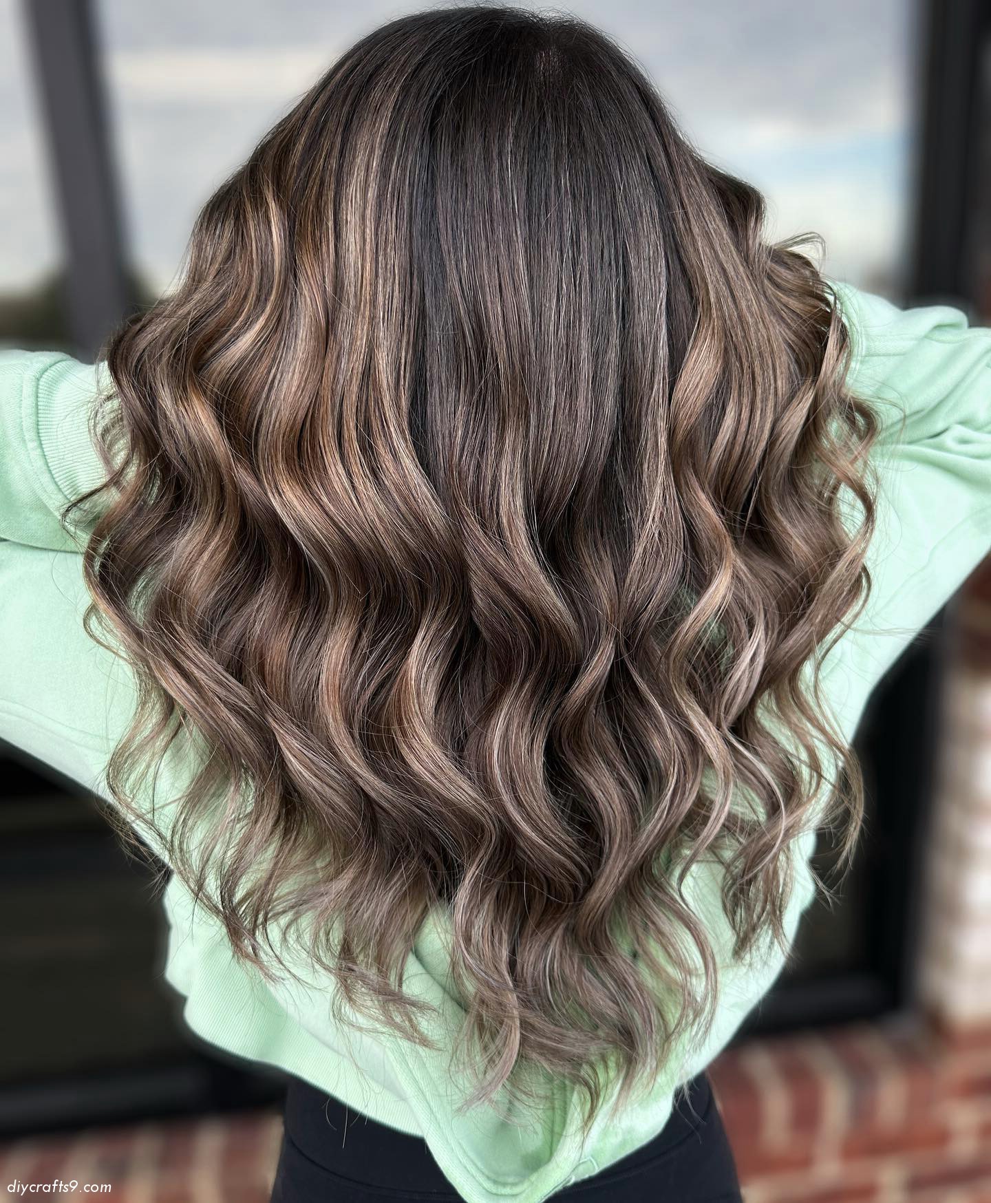 Voluminous Wavy Mushroom Hair Color