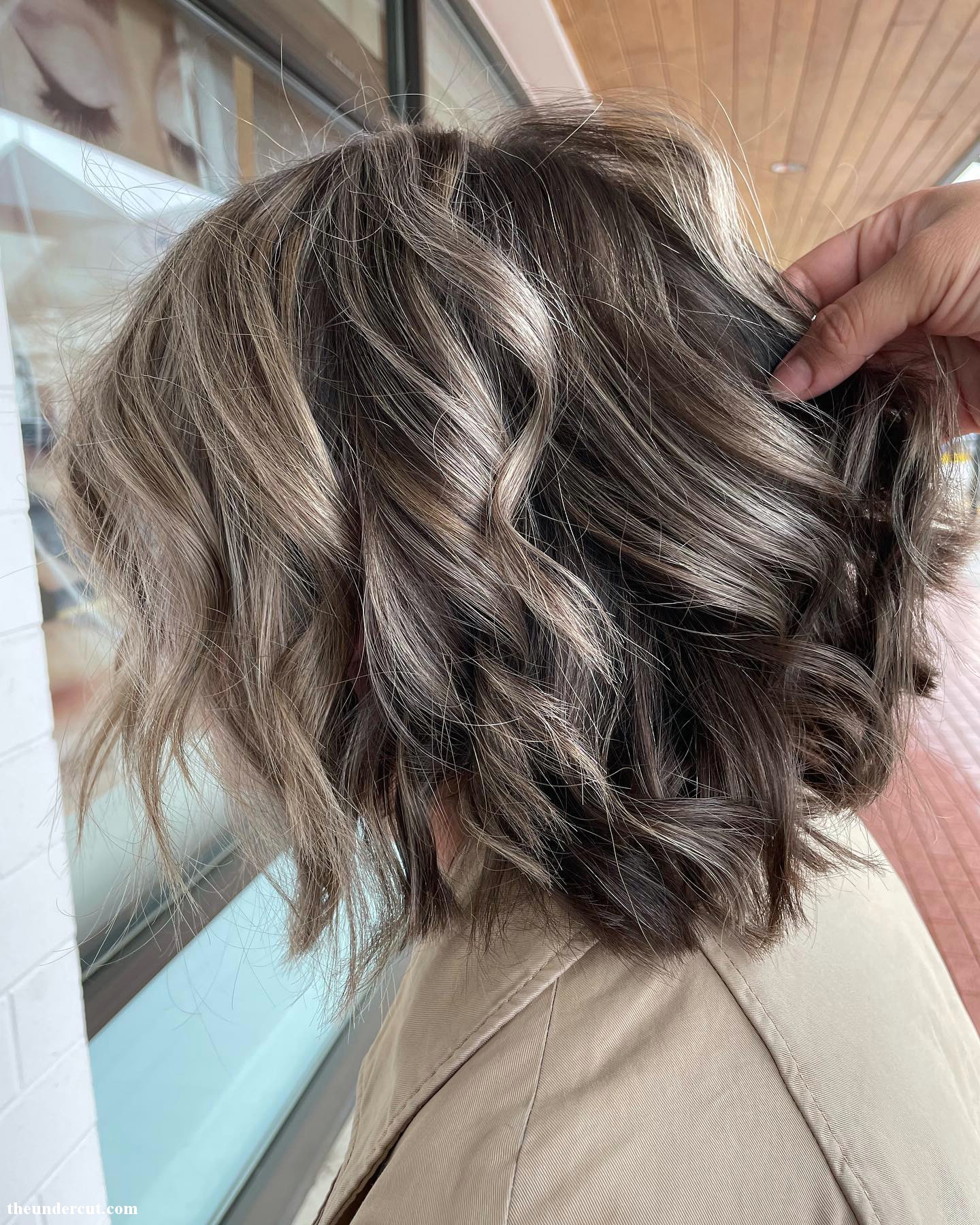 Wavy Gray Hair Blend Look