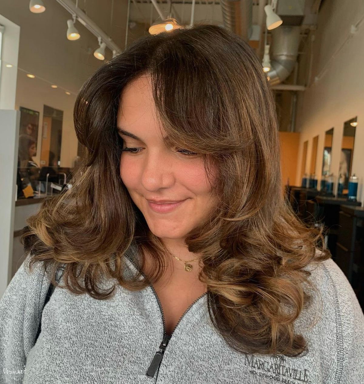 curtain bangs and curly ends