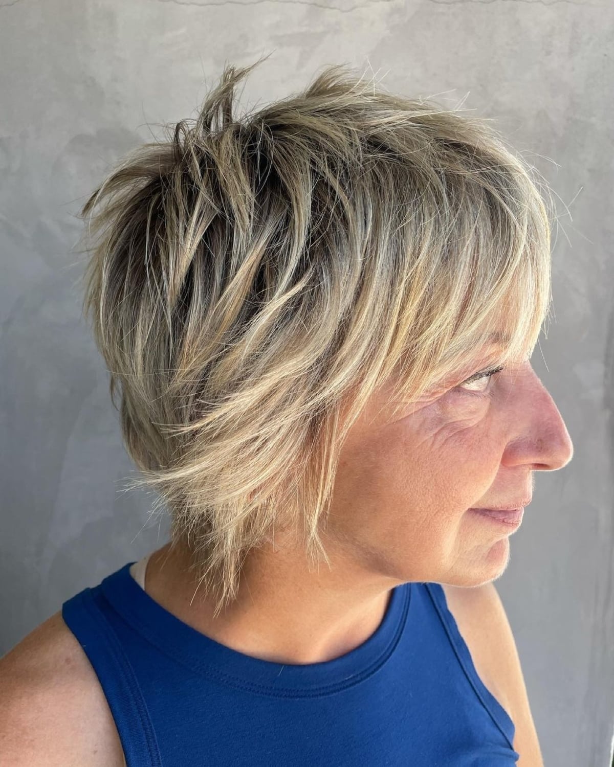 edgy shaggy bob with long bangs