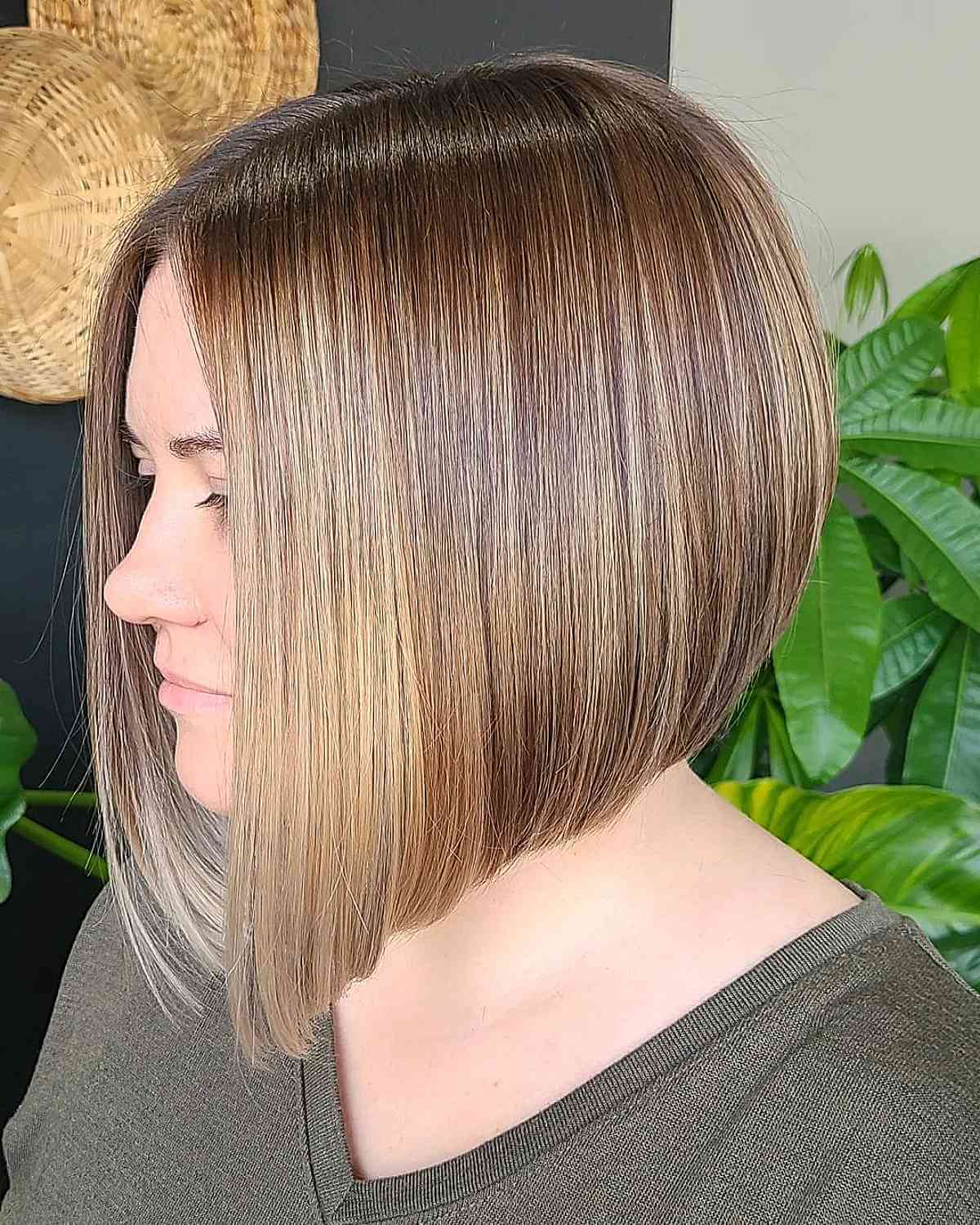 elevated neck length bob haircut