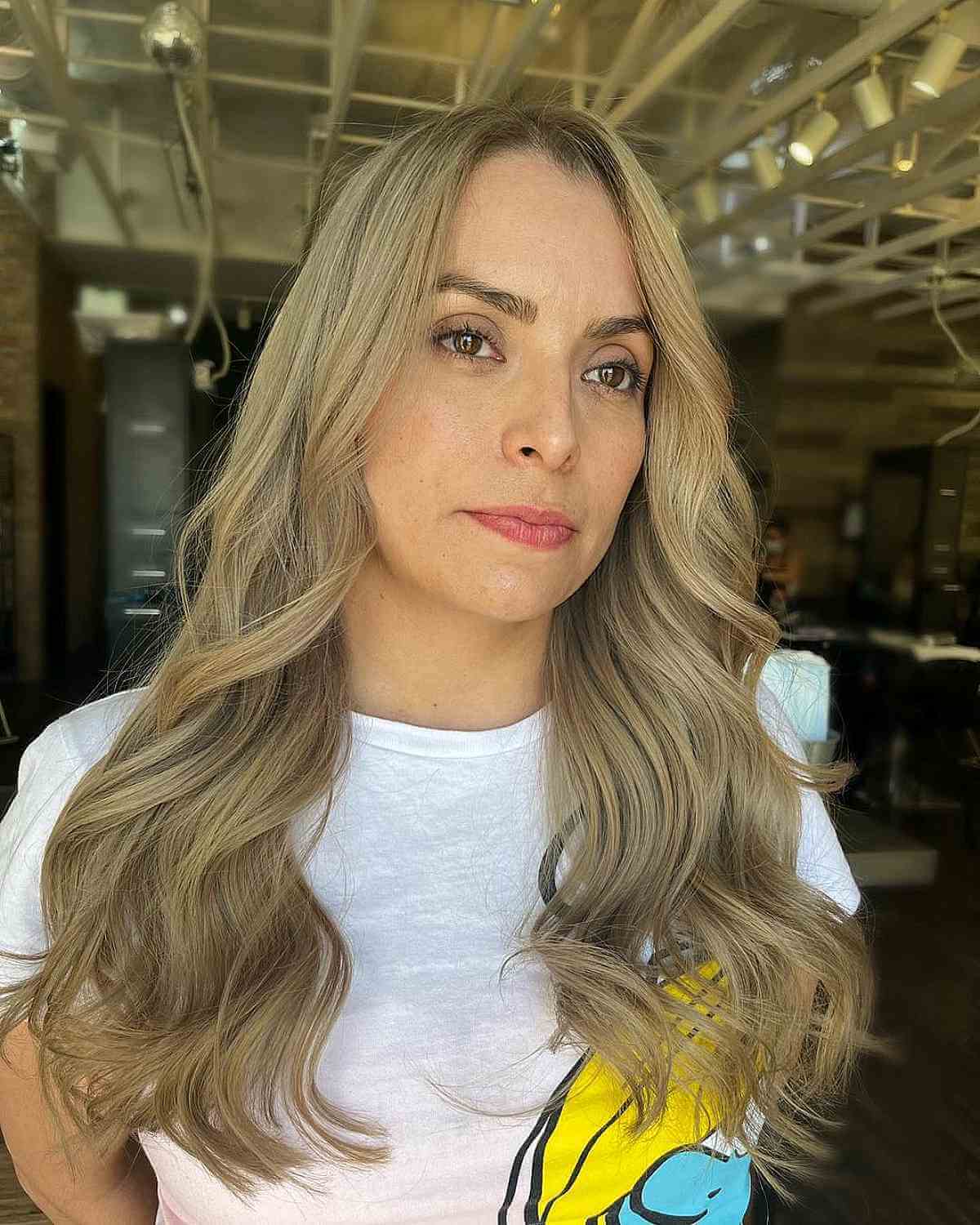 long blonde wavy hair for ladies over forty