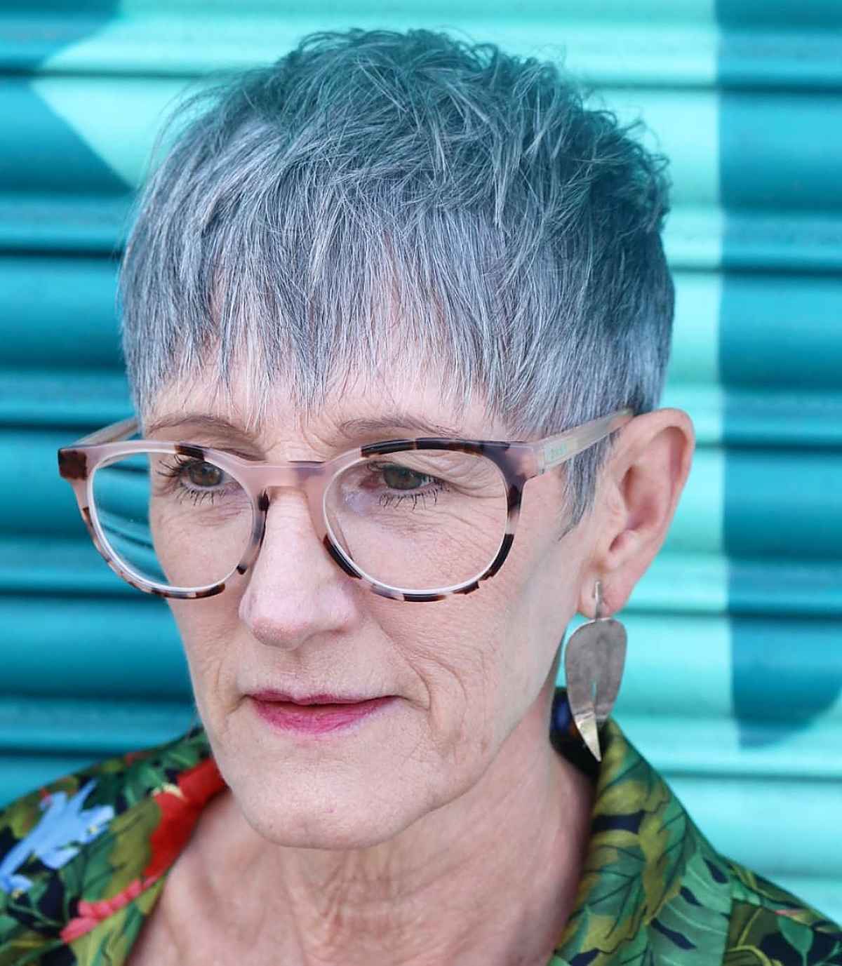low maintenance short grey hair for a seventy year old