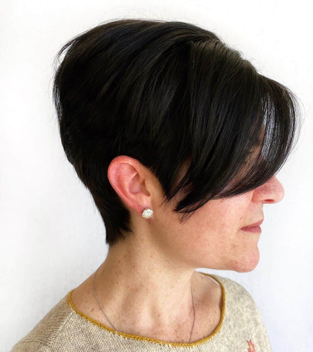 pixie cut with long bangs