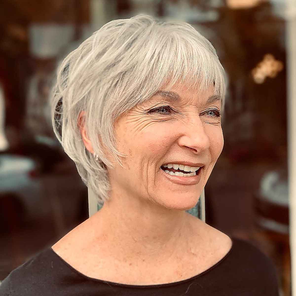 shaggy pixie with bangs