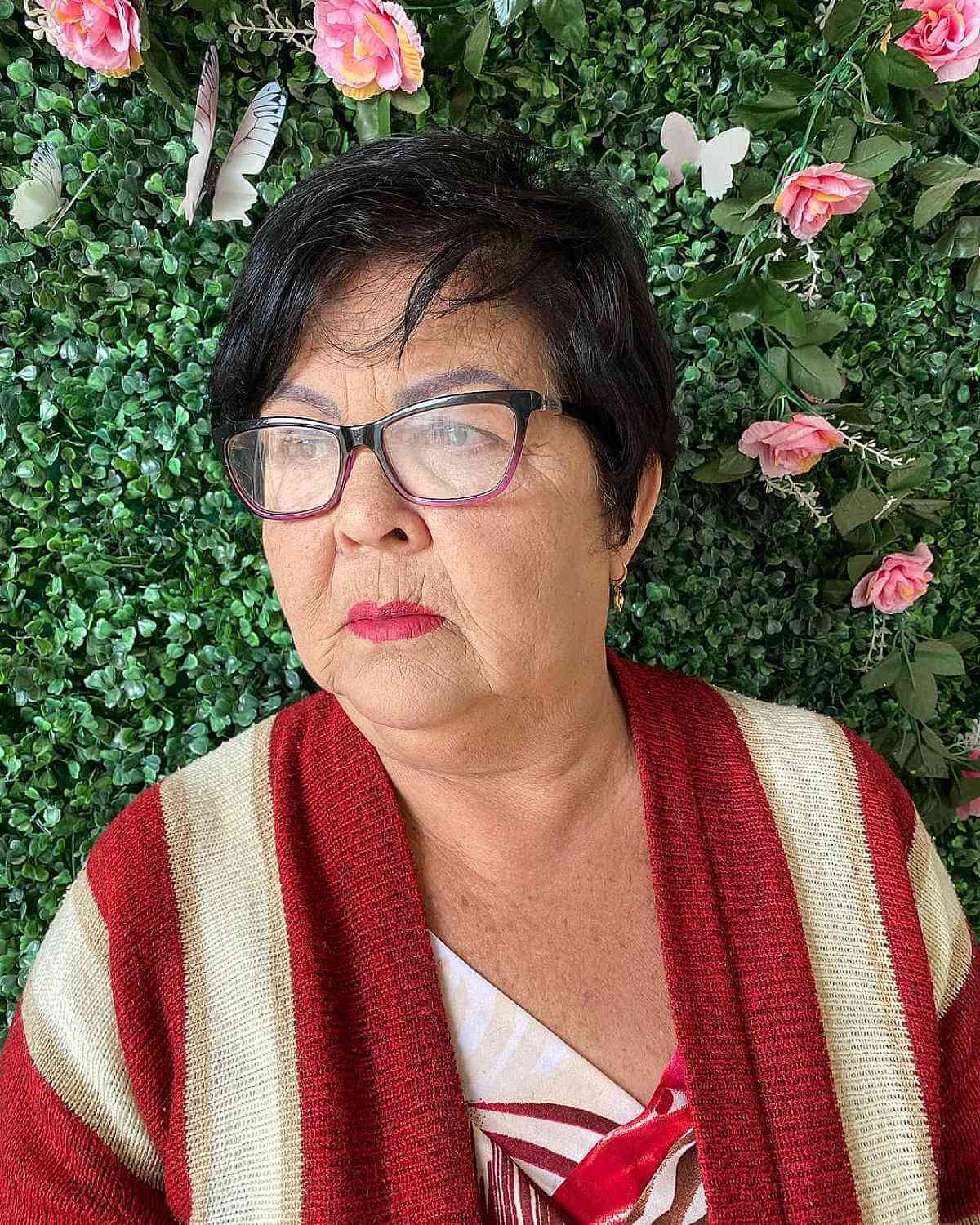 side swept pixie cut for plus size 60 year olds