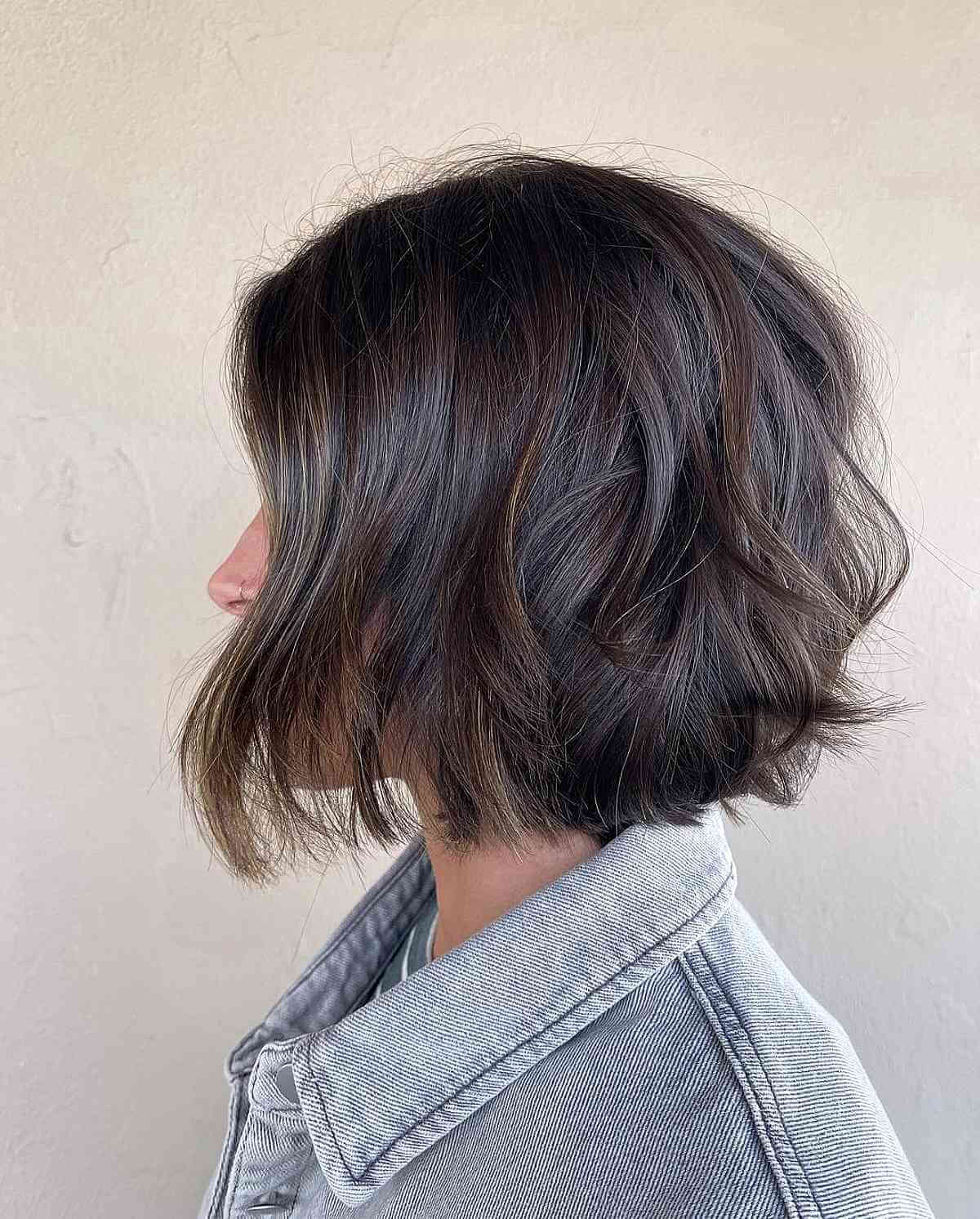 soft neck length wavy bob for fine hair