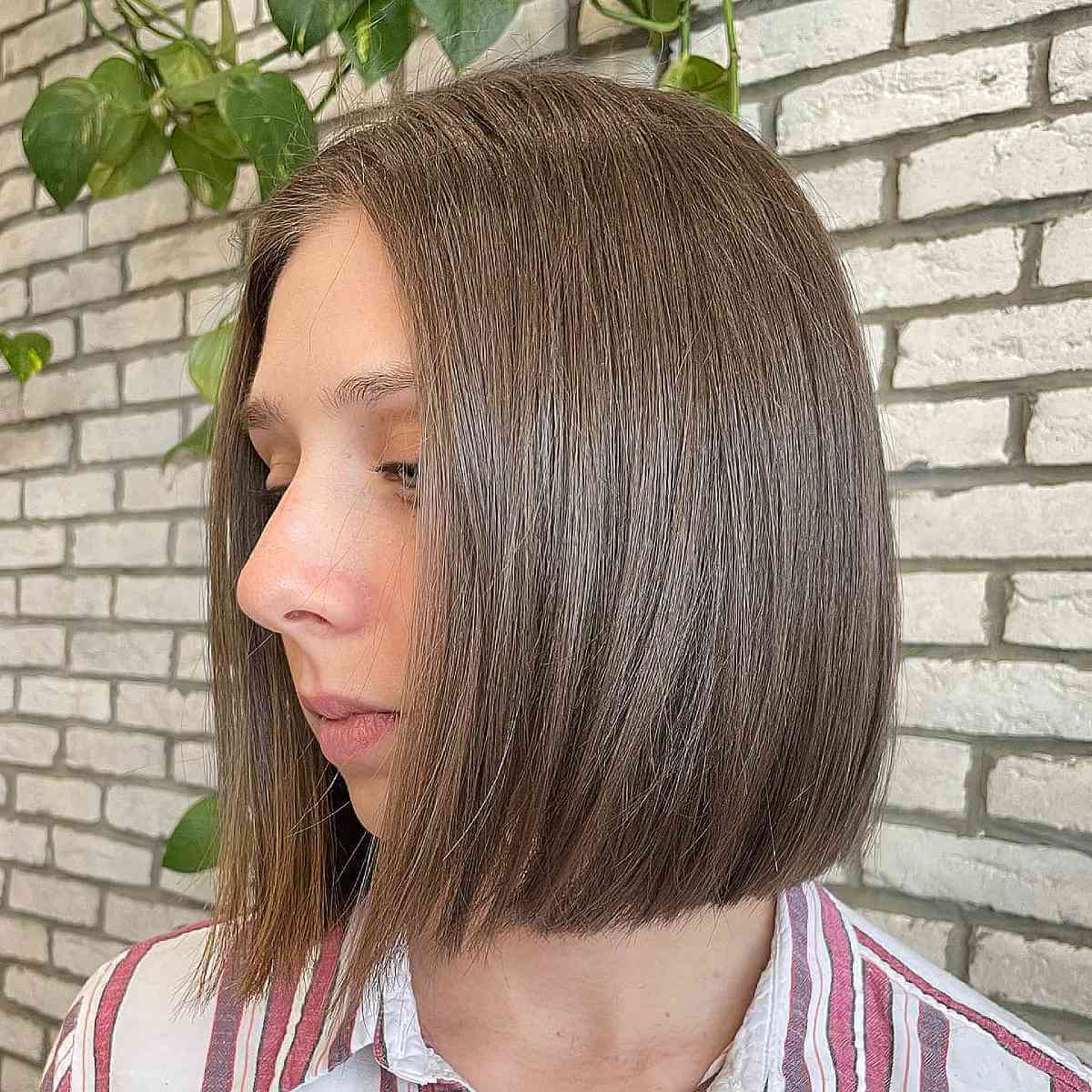 wash and wear neck length bob cut on thin hair