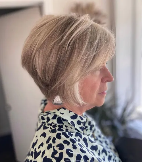 Layered Bob with Blonde Highlights 1