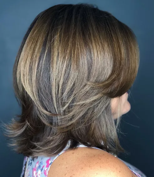 Medium Cut with Feathered Layers