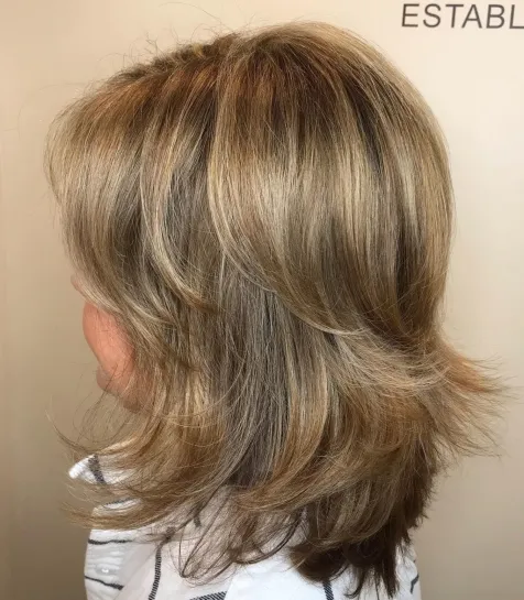 Medium Feathered Golden Bronde Cut
