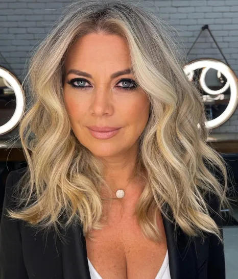 Sensational Loose Waves