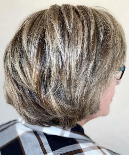 Voluminous Bob with Choppy Layers