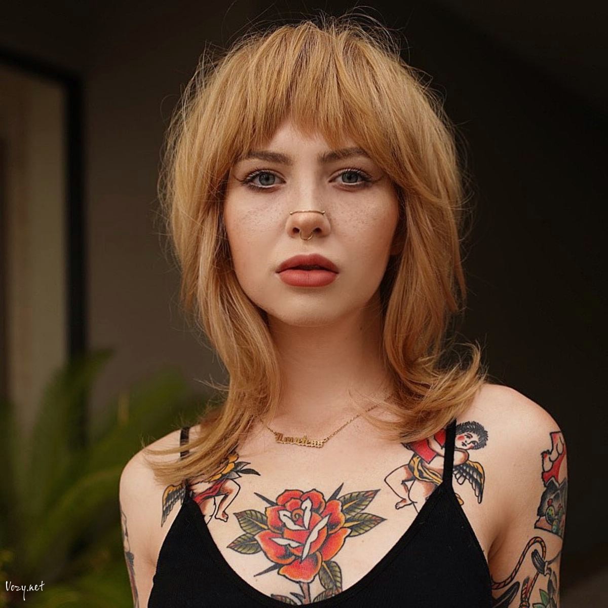 a fantastic shoulder length shag
