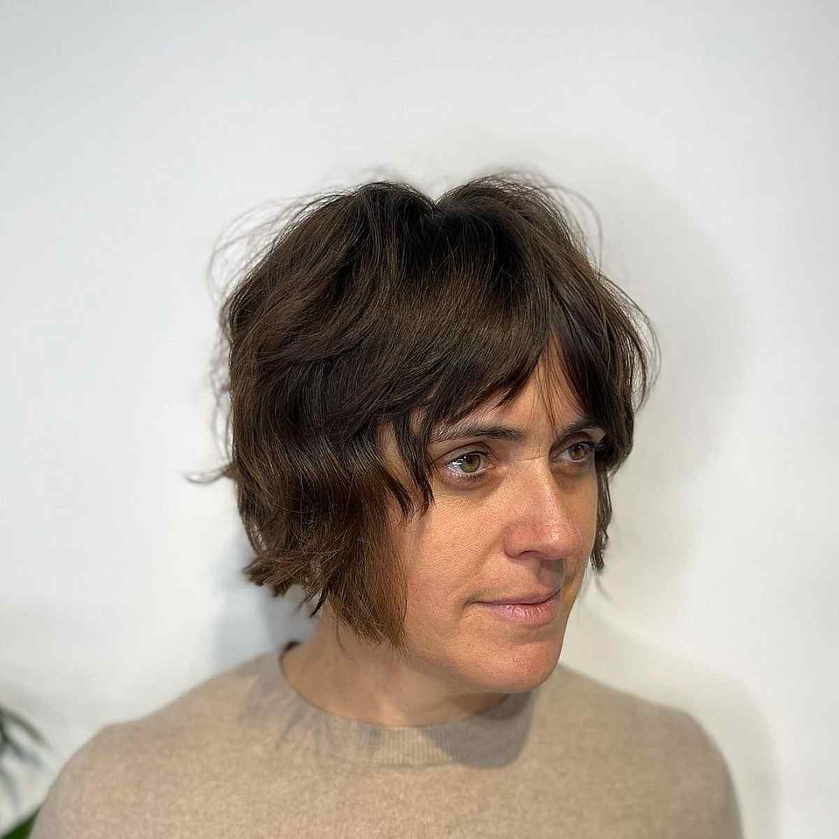 chin length face framing wispy shaggy bob for fine hair