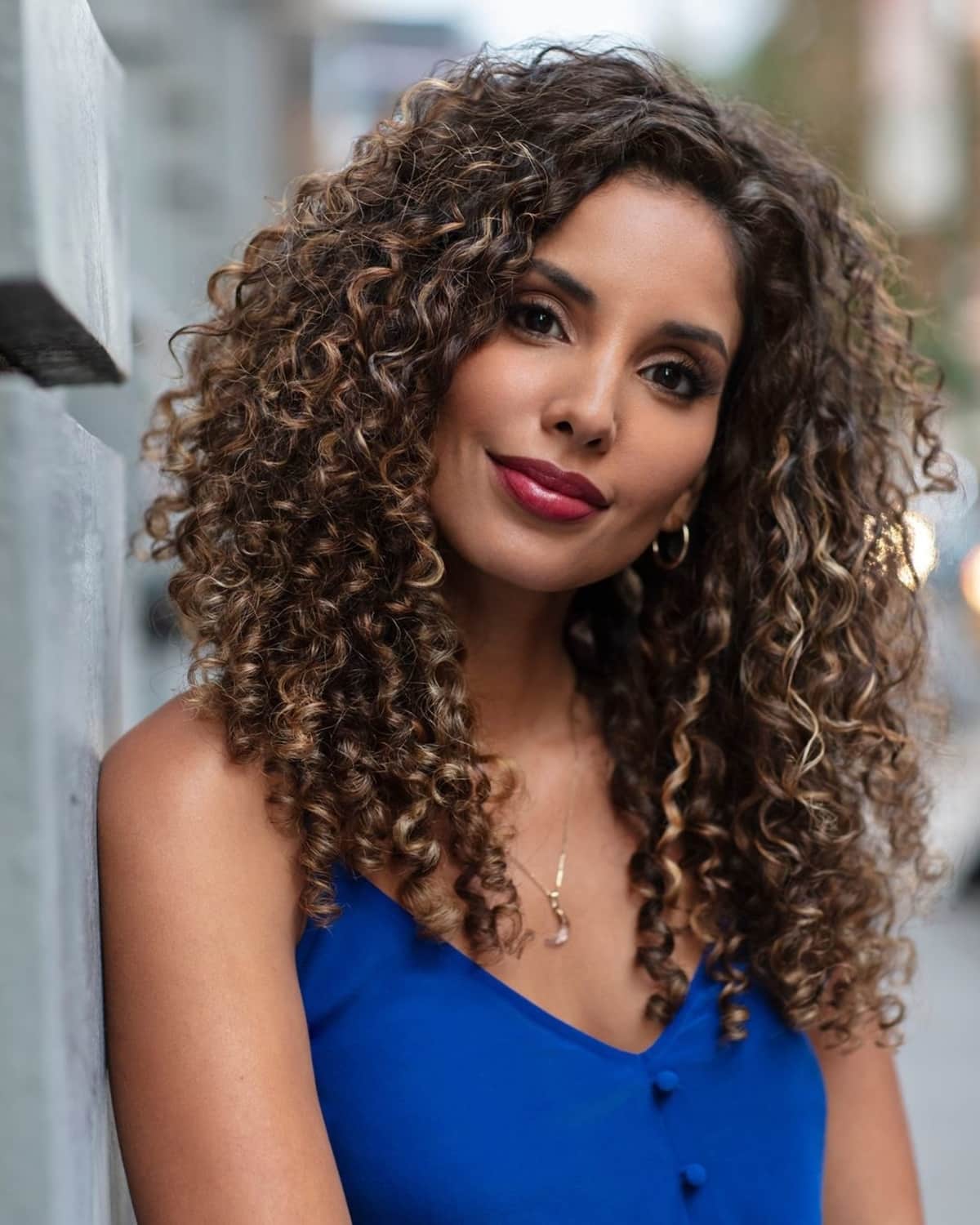 deva curly hairstyle for medium length hair