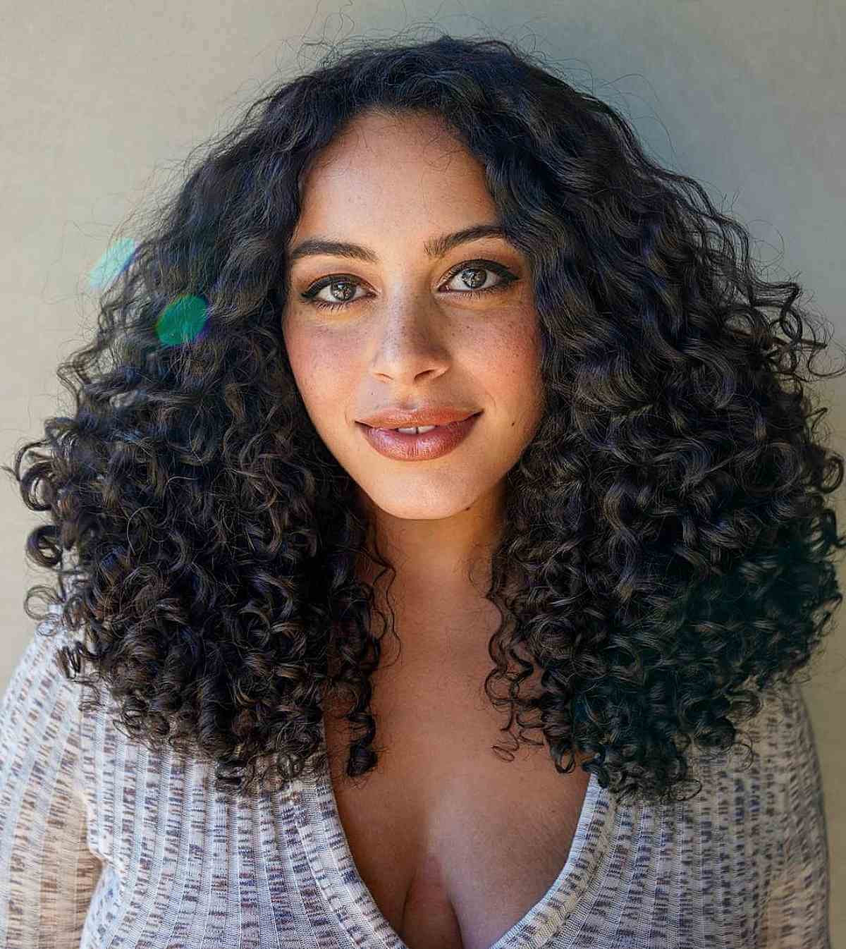 effortless natural curls for medium length hair
