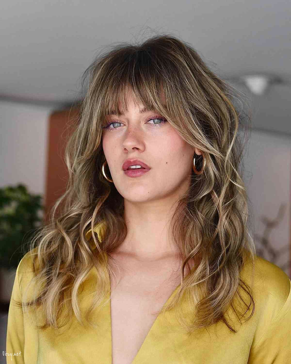 effortlessly textured mid length fine hair