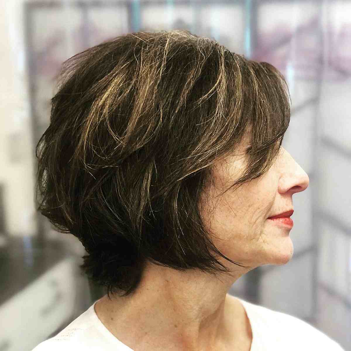 highlighted shaggy layers on short chin length straight hair