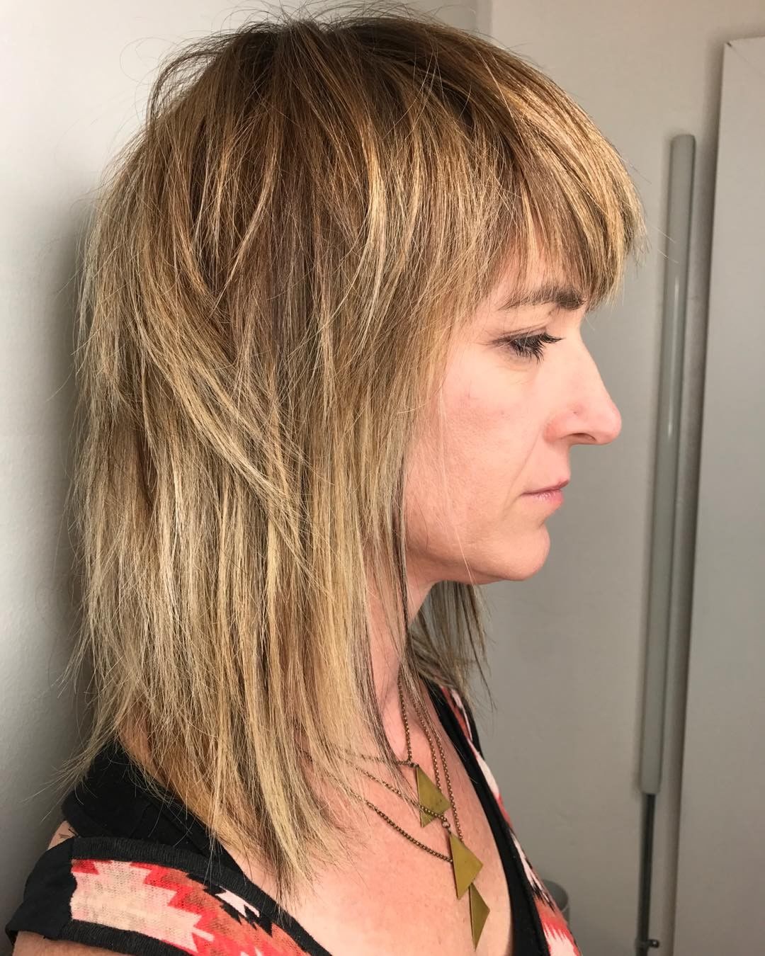 incredibly shaggy mid length cut