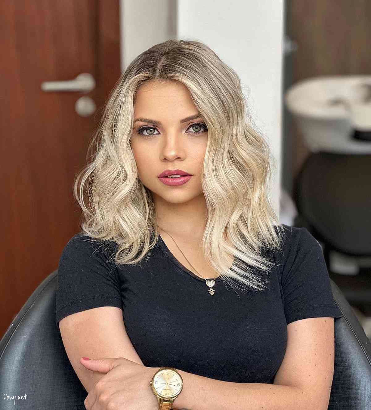 lived in bob with an off center part for fine hair 1