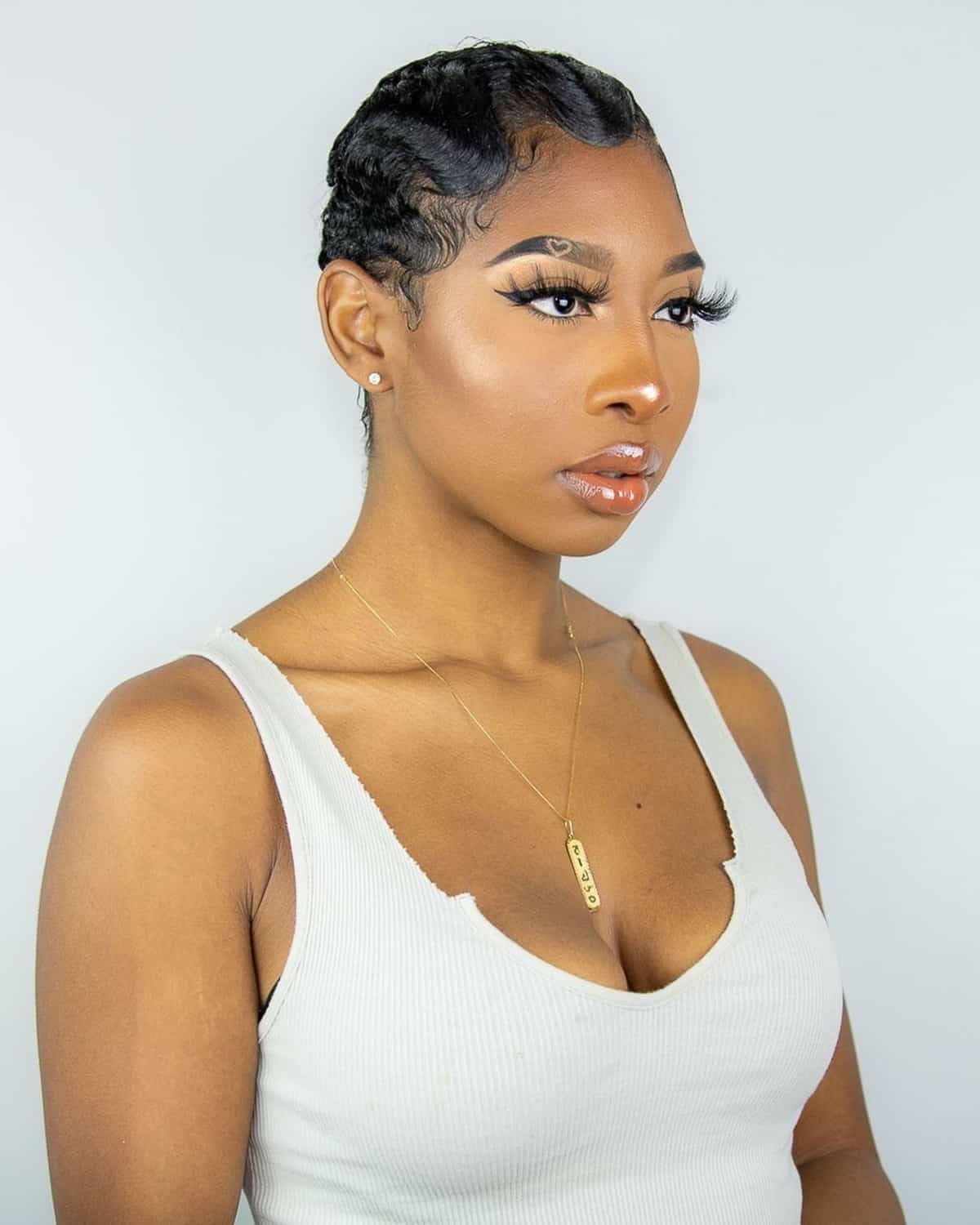 low maintenance pixie hairstyle
