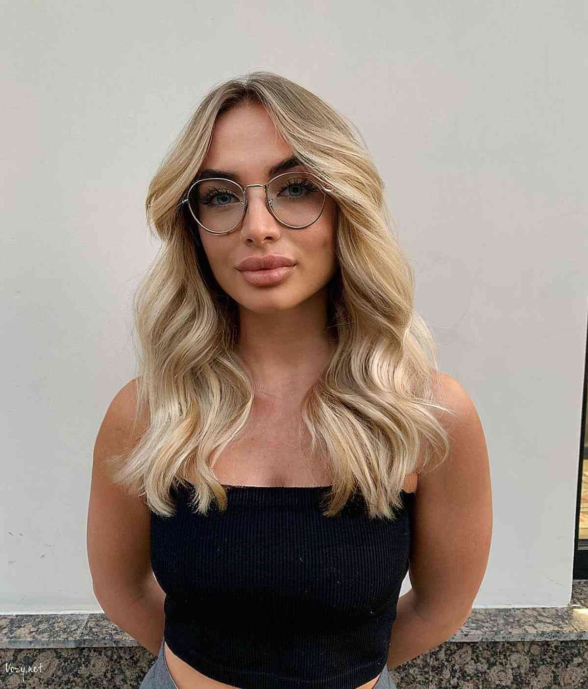 medium to long blonde fine hair