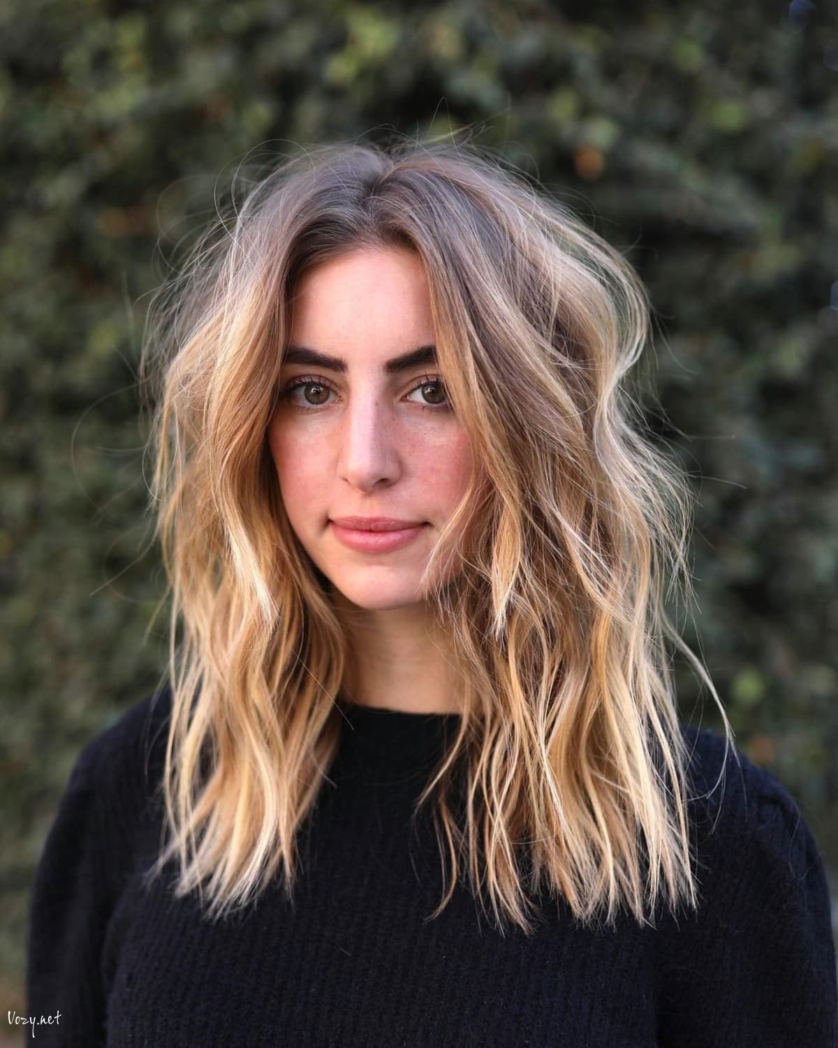 middle part shag with layers