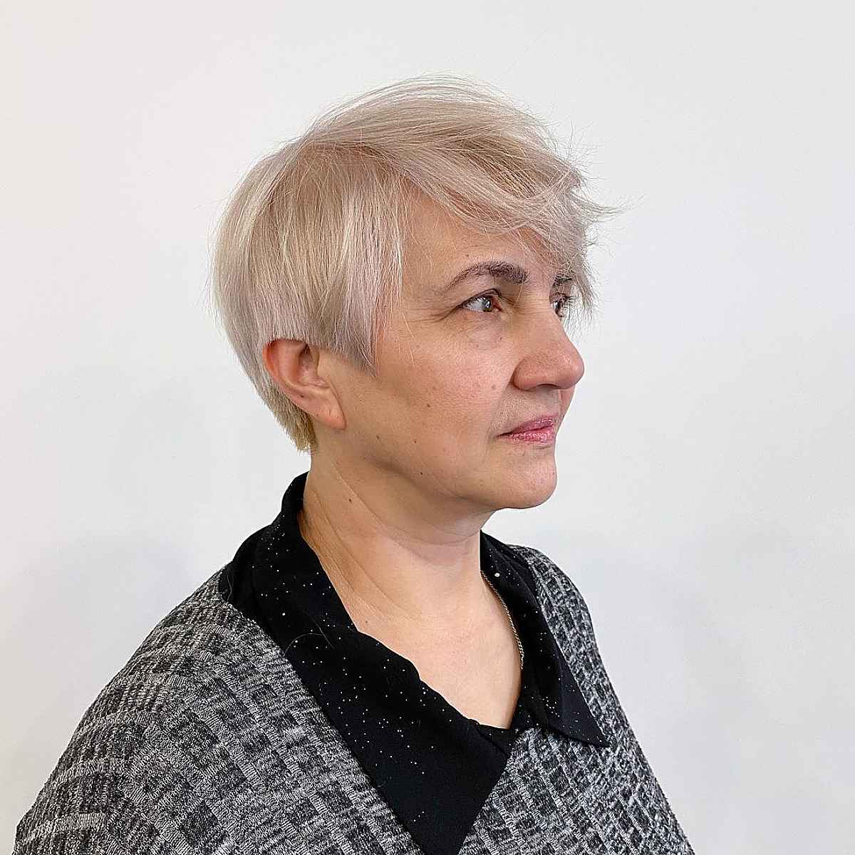short haircut with edgy sideburns