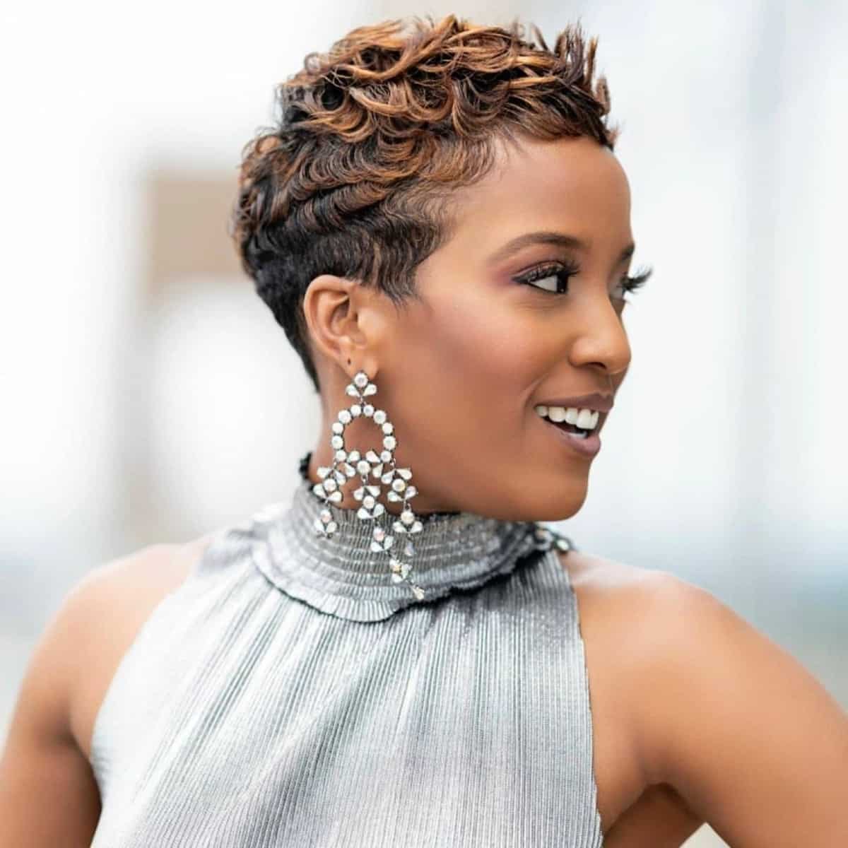 simple pixie haircut for black women